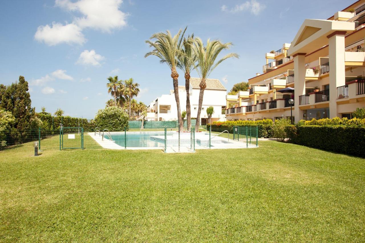 Romana Playa Studio Elviria Марбелья Екстер'єр фото