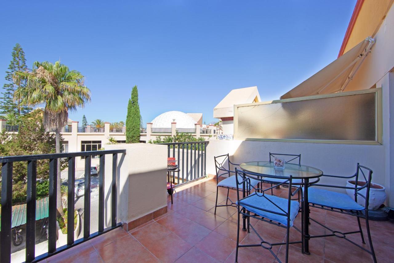 Romana Playa Studio Elviria Марбелья Екстер'єр фото